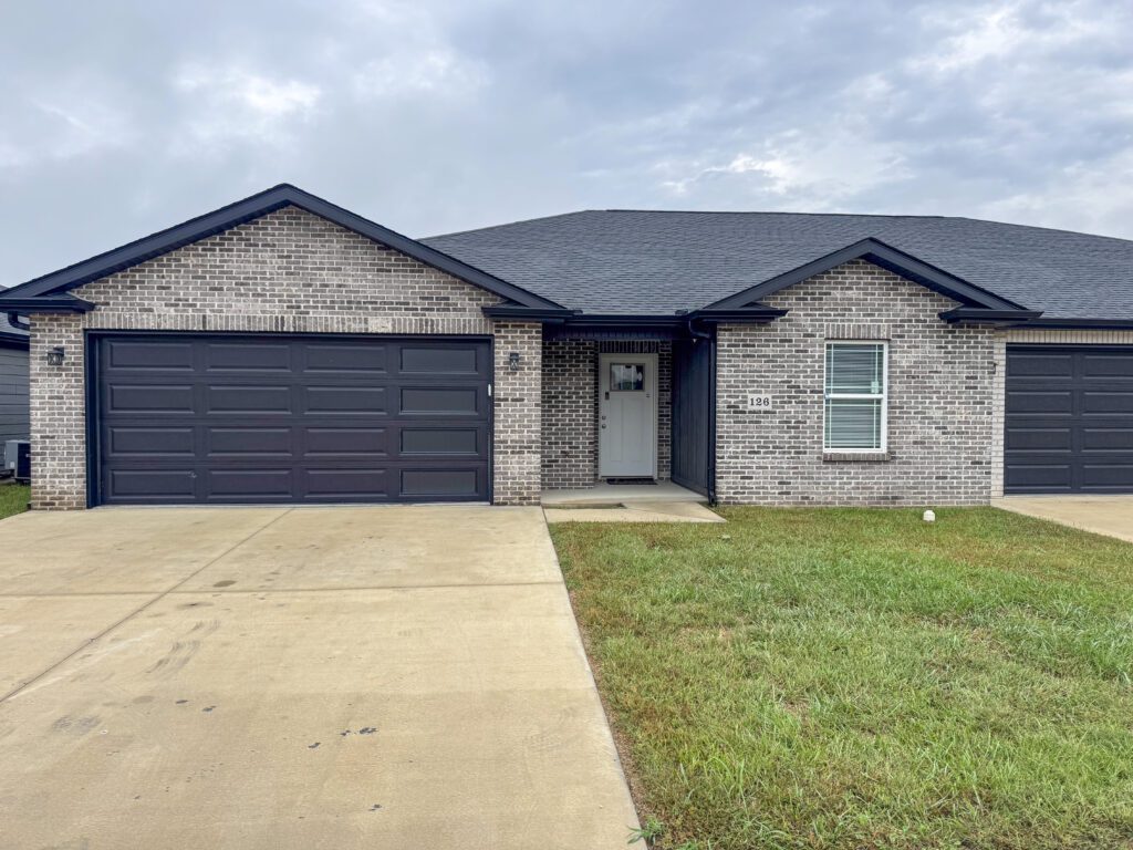 126 Beechwood Lane Cape Girardeau, MO